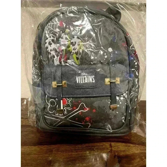 NWT WondaPOP Vegan Leather Disney Mini Backpack VILLIANS Cruella Deville Black - Picture 2 of 7